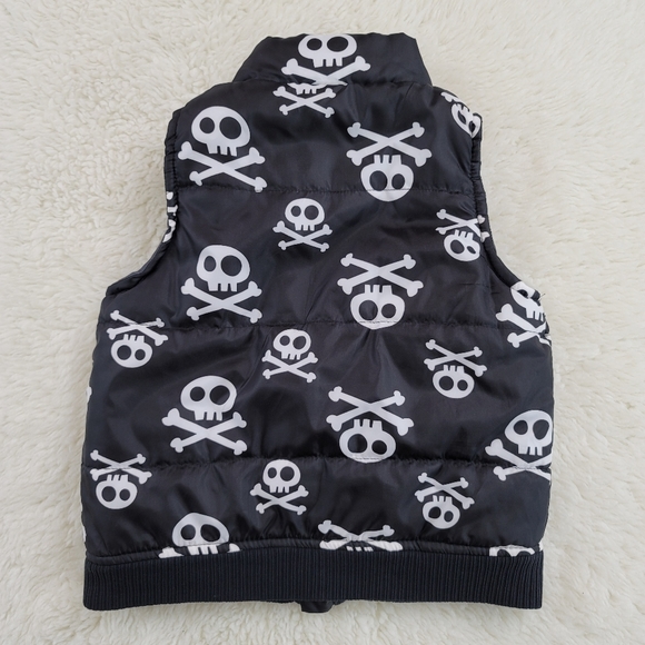 Disney Skull And Crossbone Puffer Vest Jacket - Picture 4 of 10